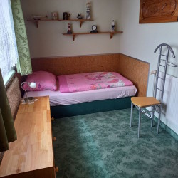 Schlafzimmer 2